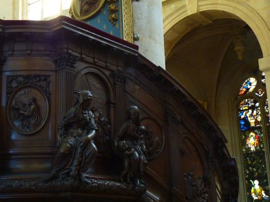 Check out the detail on the staircase.